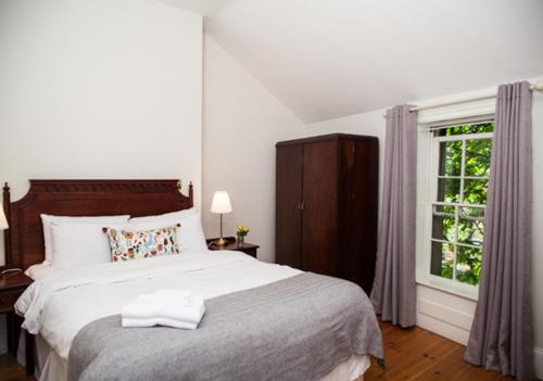Cama o camas de una habitación en The Historical Harcourt Suites