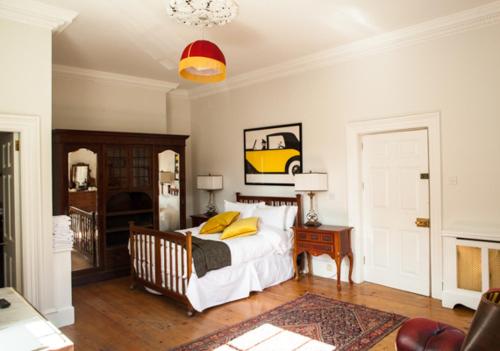 Cama o camas de una habitación en The Historical Harcourt Suites
