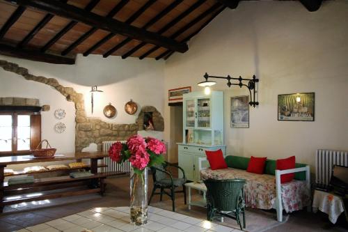 Un lugar para sentarse en House Castellana by Holiday World