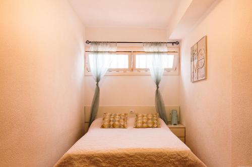Apartment Avenida de Los Pueblos 16