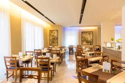 Hotel Paceにあるレストランまたは飲食店