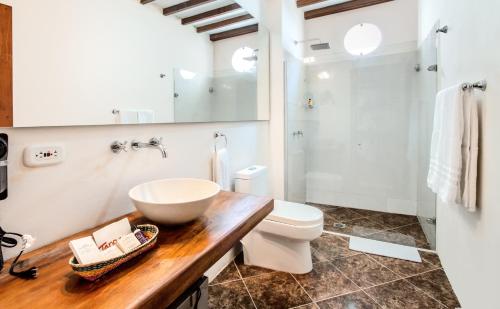 Phòng tắm tại Hotel Doña Manuela