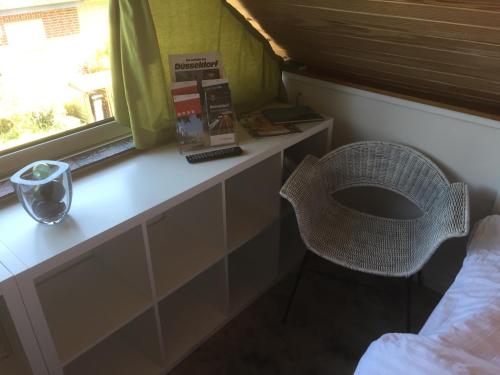 Düsseldorfer Privatzimmerにあるベッド