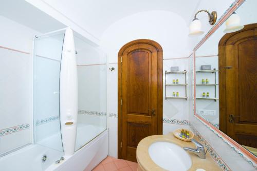 Gallery image of Villa Degli Dei Luxury House in Positano