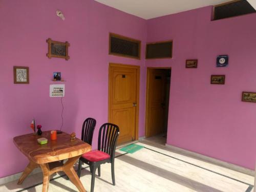 Ruang duduk di Prem Home Stay