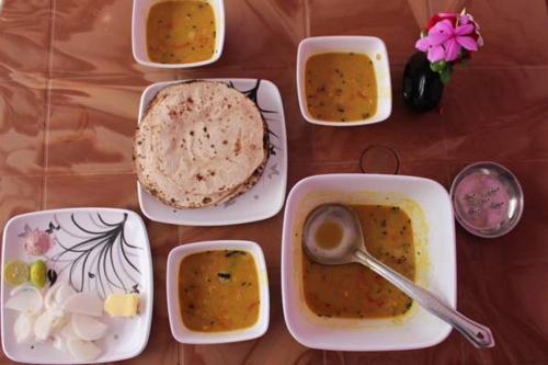 Makanan di atau berdekatan homestay