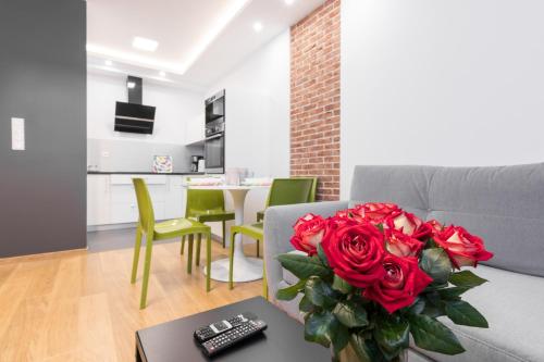 CityHeaven with parking and AC