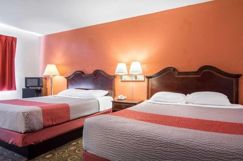 Postel nebo postele na pokoji v ubytování Motel 6-Hope, AR