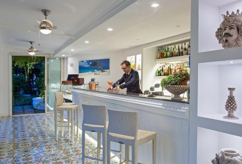 La Medusa Hotel - Dimora di Charme, Castellammare di Stabia – Updated 2022  Prices