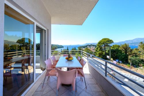 Apartments Red Coral Cavtat