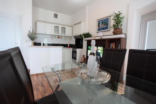 Apartment Marineta 8