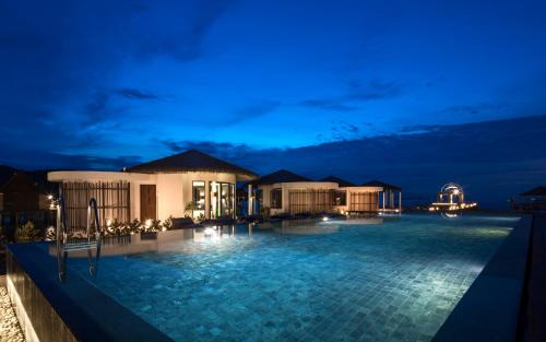 Kept Bangsaray Hotel Pattaya tesisinde veya buraya yakın yüzme havuzu
