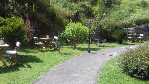 Jardín al aire libre en Apartamentos Rurales Les Mestes