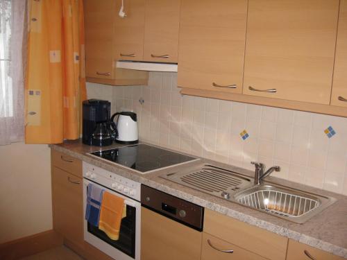 Kuchyňa alebo kuchynka v ubytovaní Ferienwohnung Ketterer