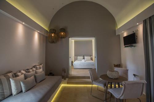 Gallery image of Anassa Deluxe Suites in Kamari