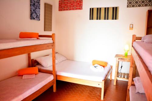 Krevet ili kreveti na kat u jedinici u objektu El Viajero Asuncion Hostel & Suites