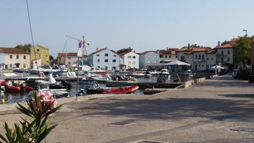 Gallery image of Family House Nerezine in Nerezine