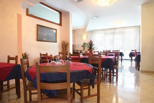 Φωτογραφία από το άλμπουμ του Hotel L'Incontro σε Galzignano