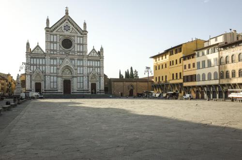 Agnolo garden & fresh market