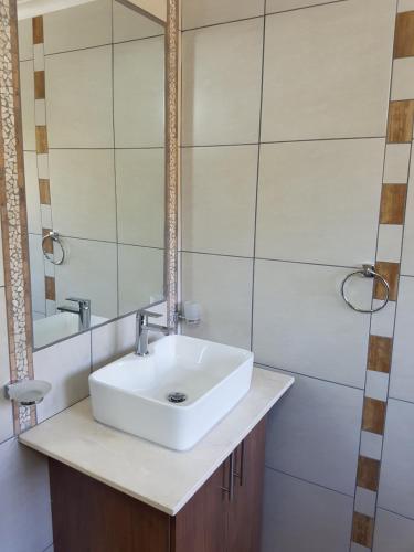 Ένα μπάνιο στο 50 Galena Affordable Luxury