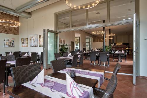 Εστιατόριο ή άλλο μέρος για φαγητό στο Waldhotel