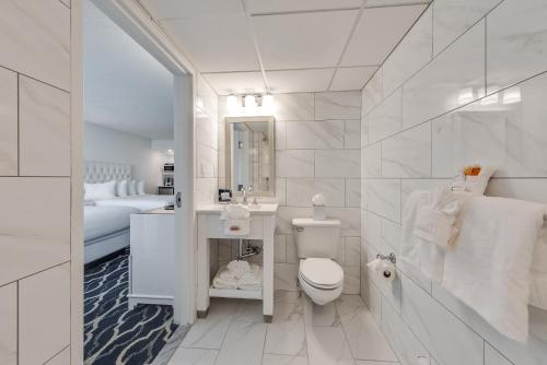 Kylpyhuone majoituspaikassa ICONA Cape May