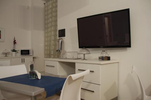 Bovio Modern Suite