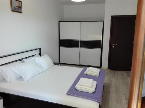 Llit o llits en una habitació de Апартамент Дарко