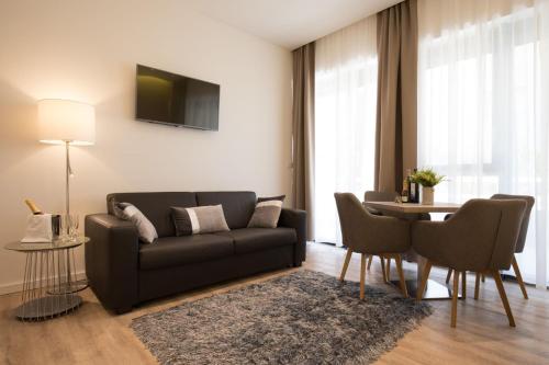 Apartment and Rooms Comfort Zone