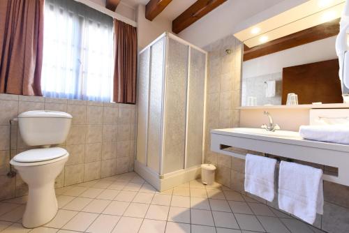 Koupelna v ubytování Hotel et Spa du Scharrach