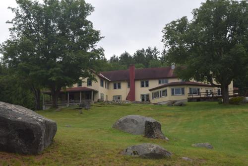 Gallery image of The Long View Lodge in Long Lake