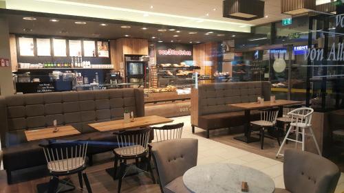 Εστιατόριο ή άλλο μέρος για φαγητό στο ELBQUARTIER | Ferienwohnung in Wedel