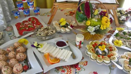 Еда / где поесть недалеко от гостевого дома