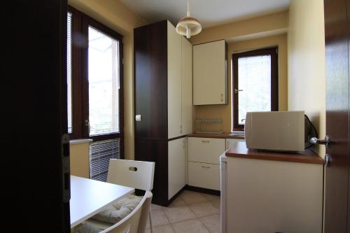 Köök või kööginurk majutusasutuses Guest Rooms Stay Nexus