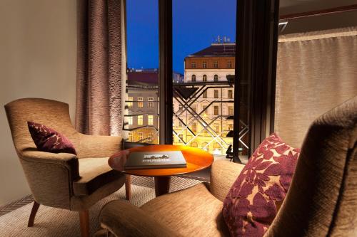 Jalta Boutique Hotel Image