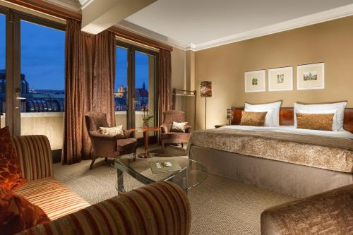 Jalta Boutique Hotel Image