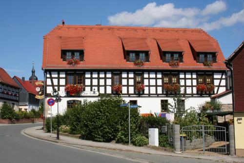 Gallery image of Gasthaus & Hotel Zur Linde in Hermsdorf