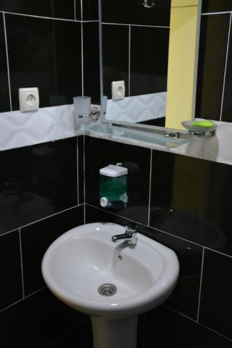 Salle de bains dans l'établissement House in Mestia