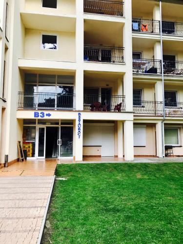 Bangunan di mana terletaknya apartmen