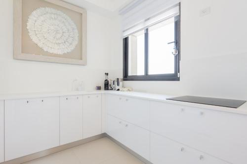 Gallery image of Sea Breeze Apartment in Bat Yam