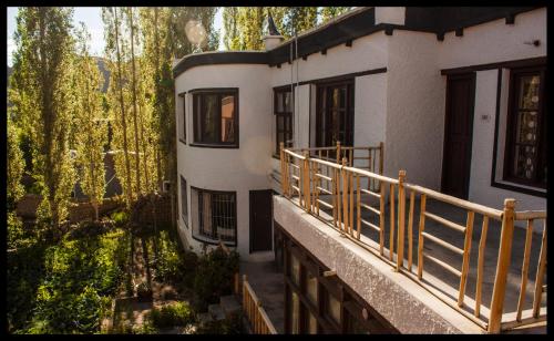 mandarava homestayにあるバルコニーまたはテラス