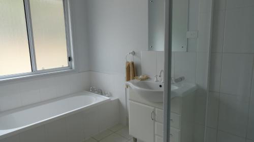 Kangaroo Island Bayview Villasにあるバスルーム