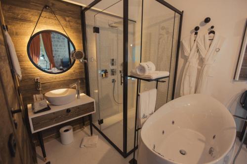 Cephanelik Butik Hotelにあるバスルーム