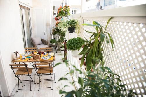 Restoranas ar kita vieta pavalgyti apgyvendinimo įstaigoje Rastoni Athens Suites near Acropolis