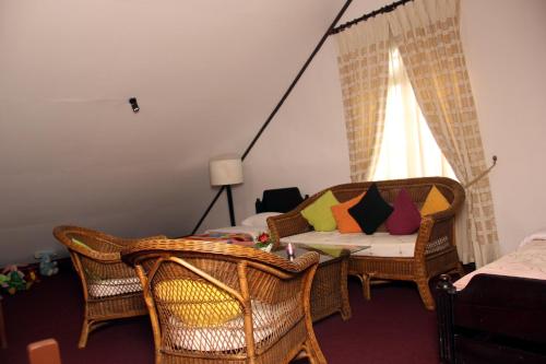 Ruang duduk di Perera Homestay