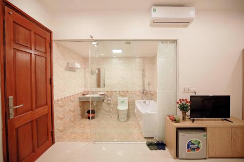 Phòng tắm tại Anova Airport Hotel
