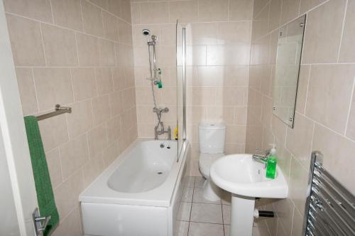 Ένα μπάνιο στο MARLEY MANSIONs APARTMENT - CLARENDON