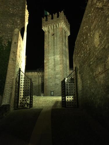 Gambar di galeri bagi Relax & Emozioni Rooms di Valeggio sul Mincio