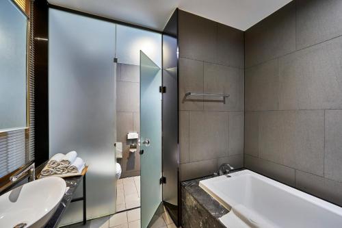 Et badeværelse på JB Design Hotel