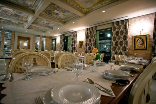 Εστιατόριο ή άλλο μέρος για φαγητό στο Hotel Villa Grace